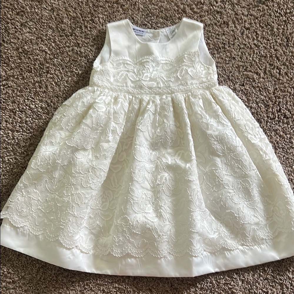 Elegant Ivory Lace Dress